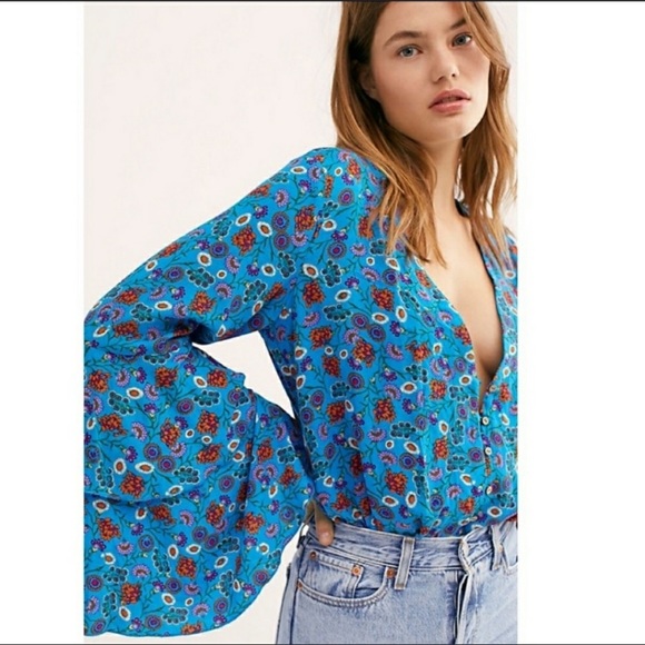 Free People Tops - NWOT Free People Dainty Floral Print Bell Sleeve Bodysuit
